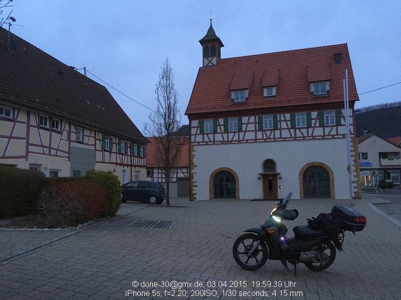 2015_04_03_fr_01_058_neidlingen_rathaus.jpg