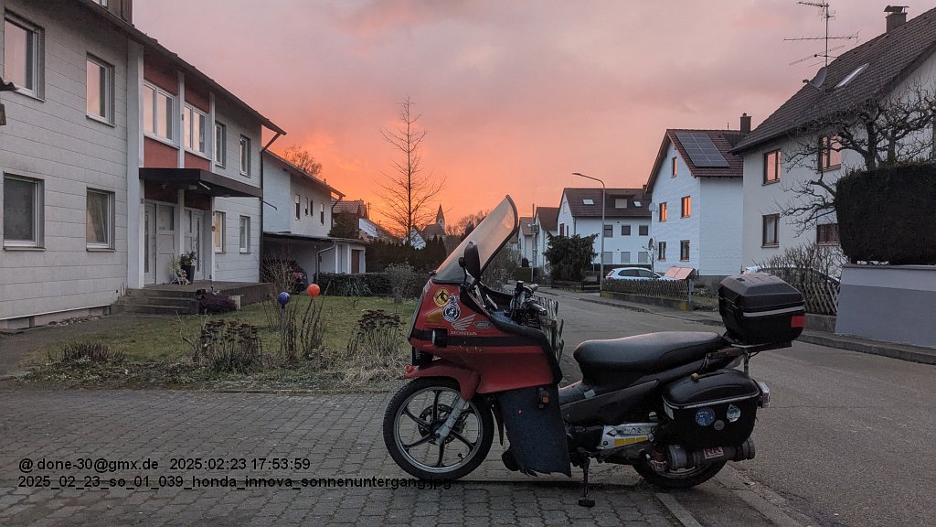 2025_02_23_so_01_039_honda_innova_sonnenuntergang.jpg