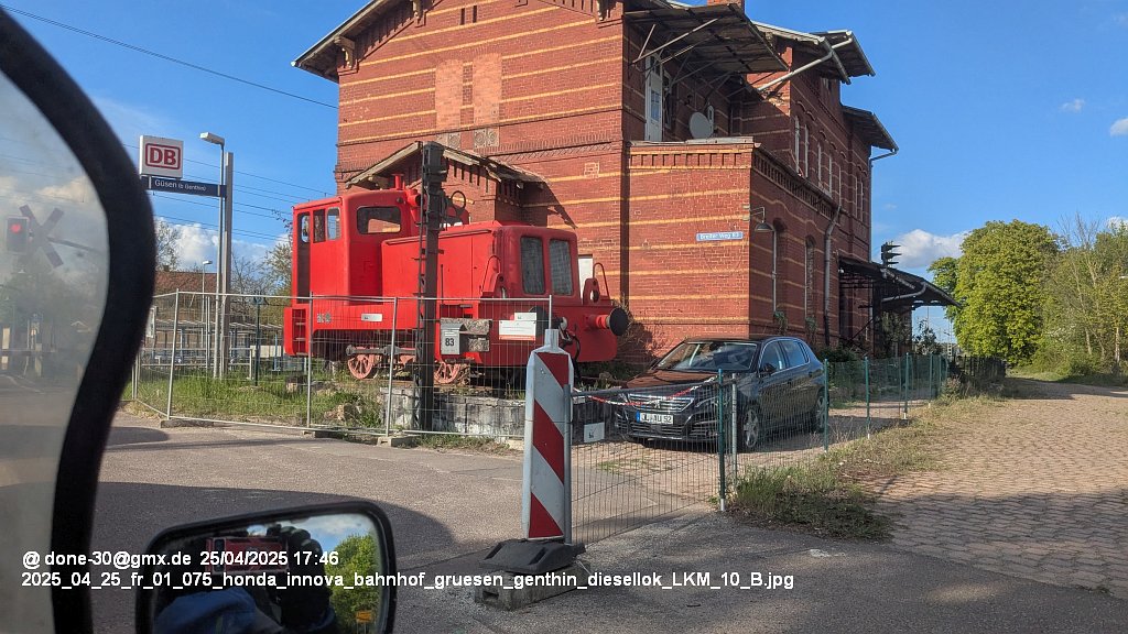 2025_04_25_fr_01_075_honda_innova_bahnhof_gruesen_genthin_diesellok_LKM_10_B.jpg