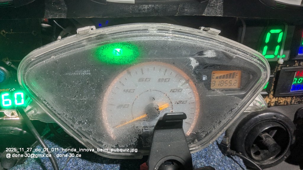 2025_11_27_do_01_011_honda_innova_beim_pubquiz.jpg