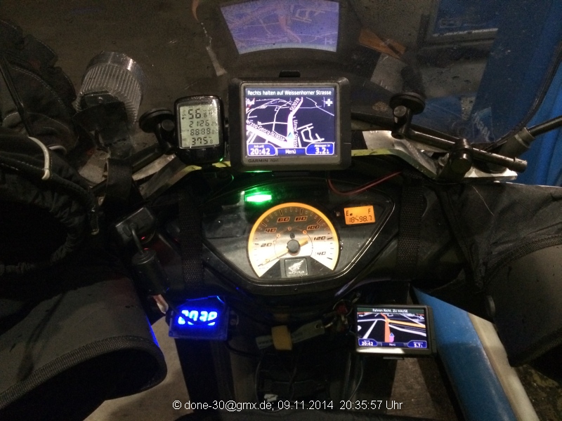 2014_11_09_so_01_067_cockpit.jpg