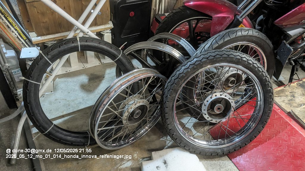 2025_05_12_mo_01_014_honda_innova_reifenlager.jpg