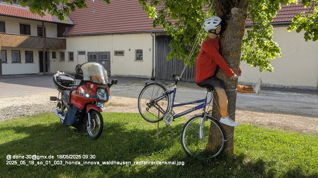 2025_05_18_so_01_003_honda_innova_waldhausen_radfahrerdenkmal.jpg