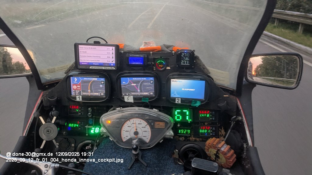 2025_09_12_fr_01_004_honda_innova_cockpit.jpg