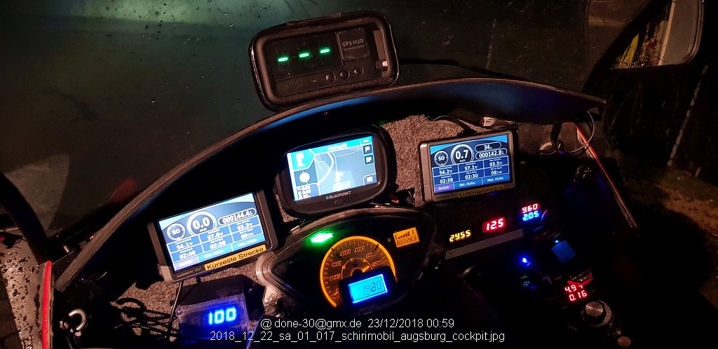 2018_12_22_sa_01_017_schirimobil_augsburg_cockpit.jpg